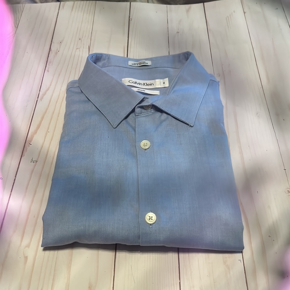 Calvin Klein. Size M - Picture 4 of 16